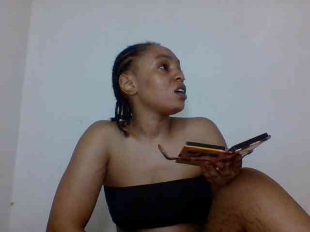 Candy011 webcam