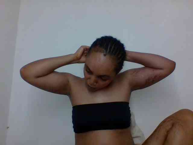Candy011 webcam