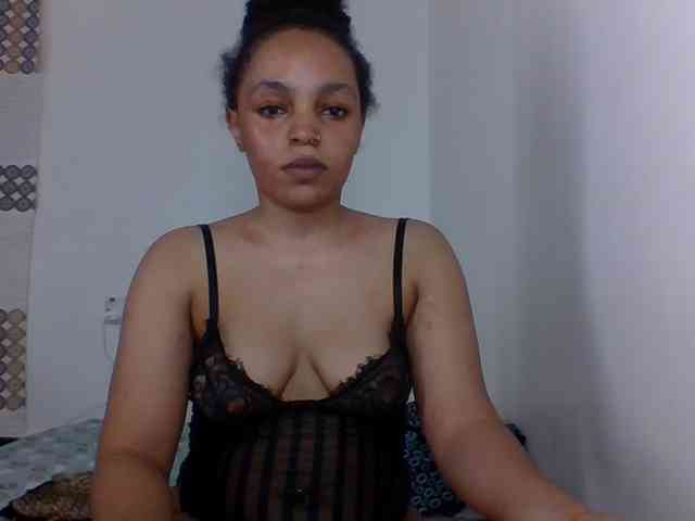 Candy011 webcam