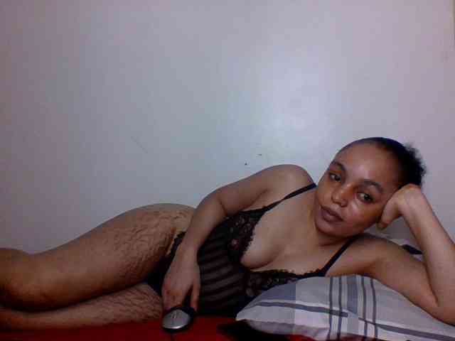 Candy011 webcam