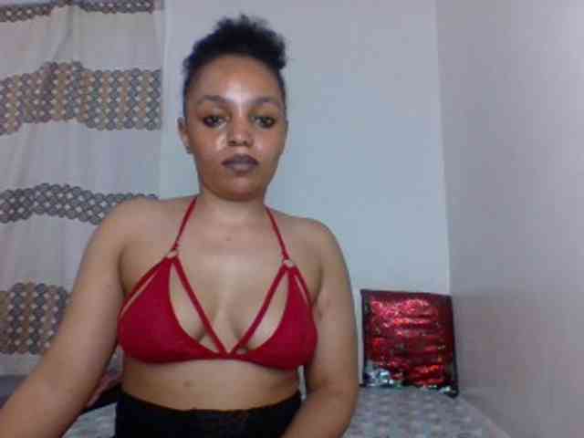 Candy011 webcam