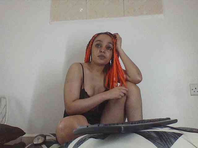 Candy011 webcam