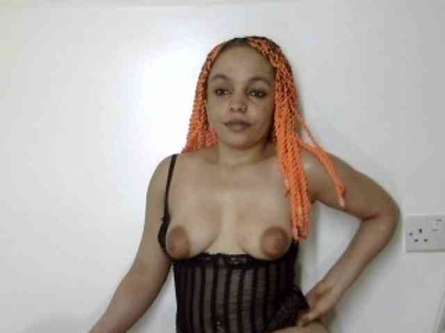Candy011 webcam
