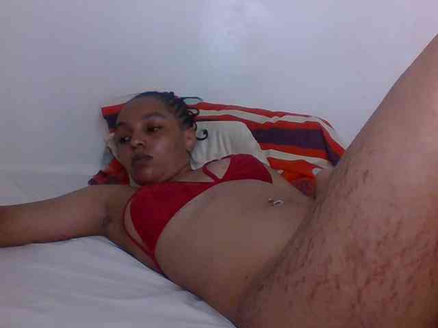 Candy011 webcam