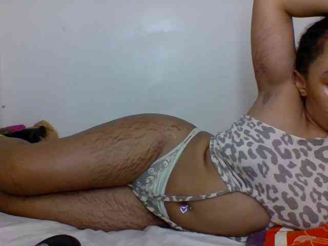 Candy011 webcam