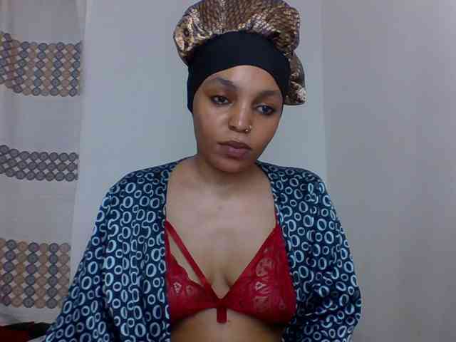 Candy011 webcam