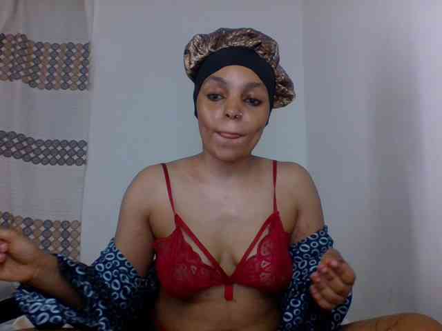 Candy011 webcam