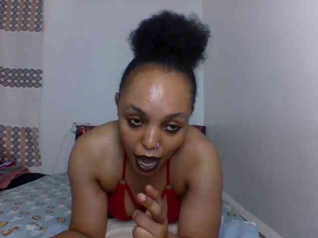Candy011 webcam