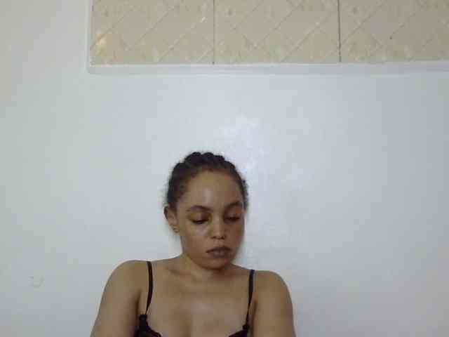Candy011 webcam