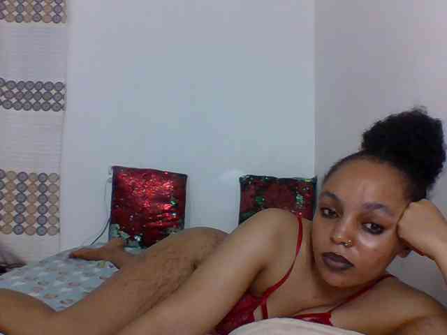 Candy011 webcam