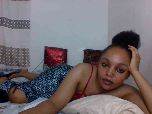 Candy011 webcam