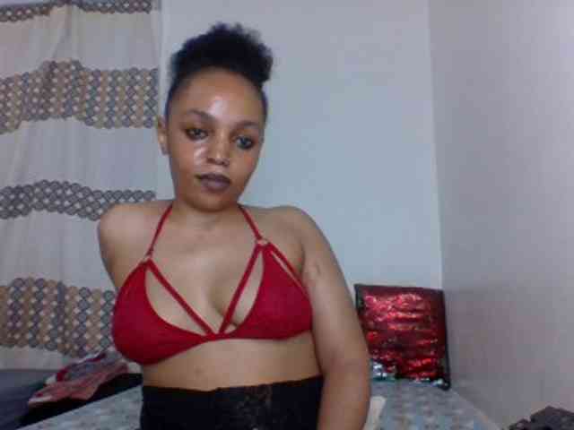 Candy011 webcam