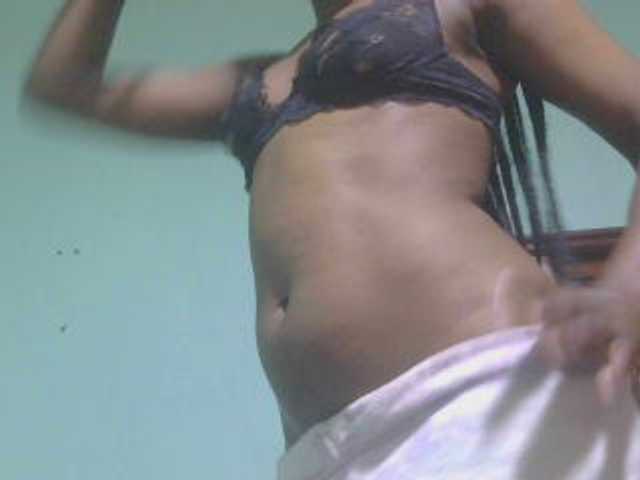 Ebonyflo live cam on BongaCams
