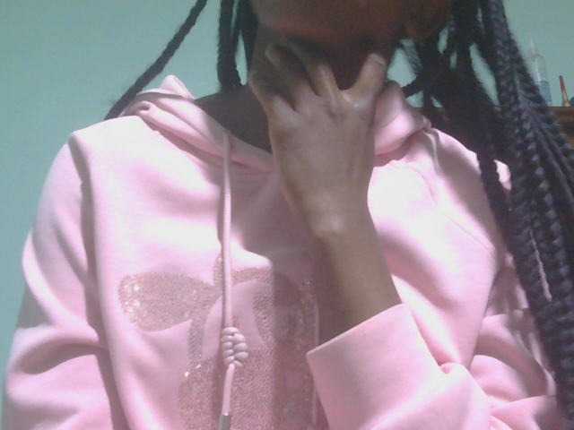Ebonyflo live cam on BongaCams