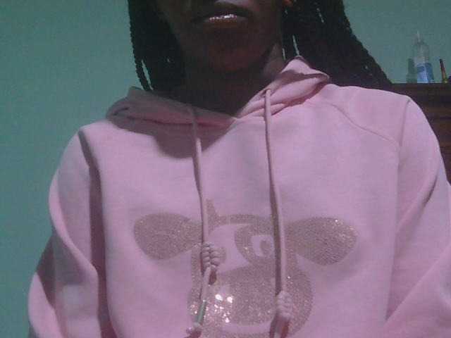 Ebonyflo live cam on BongaCams