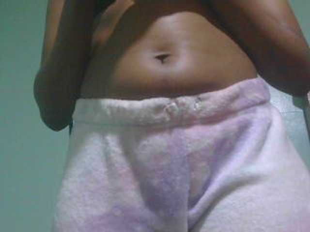 Ebonyflo live cam on BongaCams