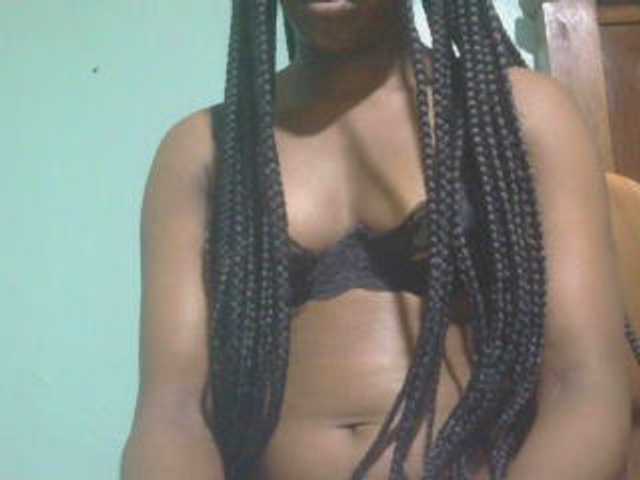 Ebonyflo live cam on BongaCams