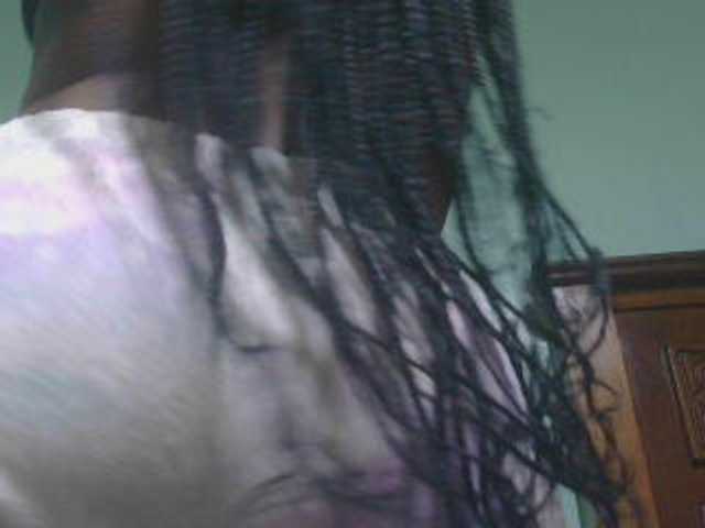 Ebonyflo live cam on BongaCams