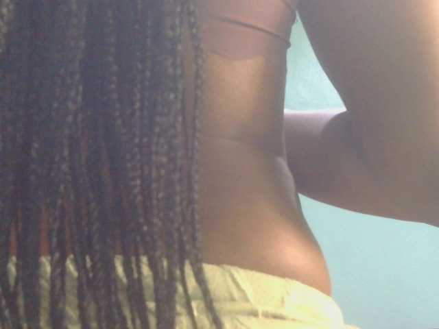 Ebonyflo live cam on BongaCams