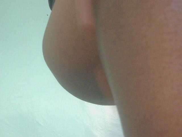 Ebonyflo live cam on BongaCams