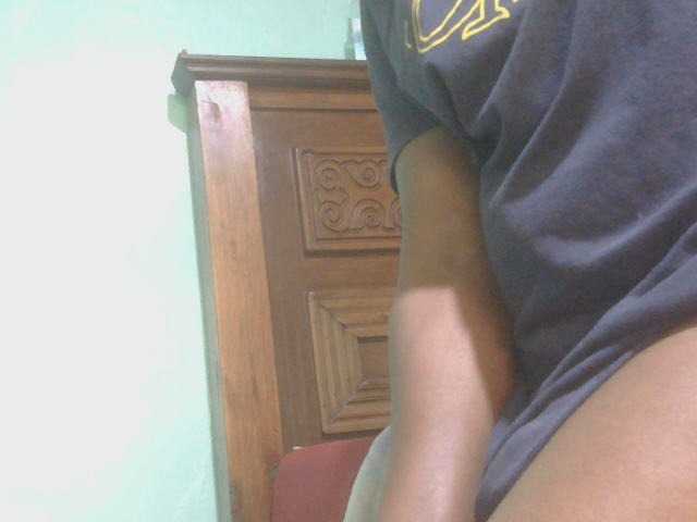 Ebonyflo live cam on BongaCams