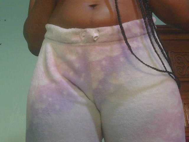 Ebonyflo live cam on BongaCams