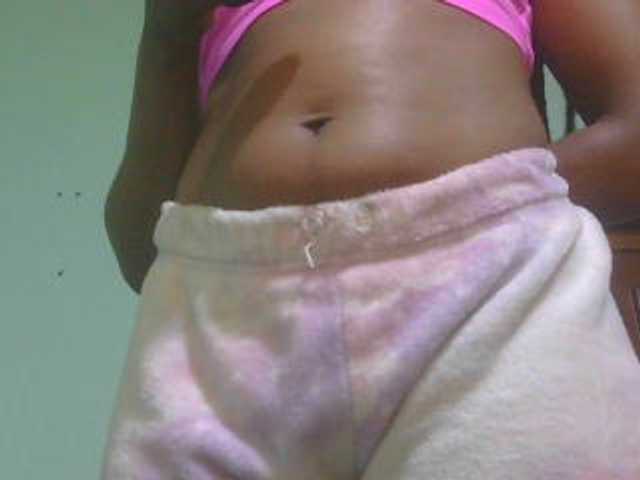 Ebonyflo live cam on BongaCams