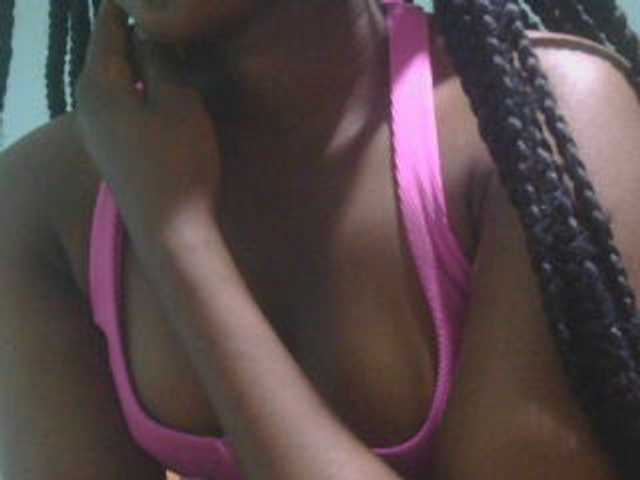 Ebonyflo live cam on BongaCams