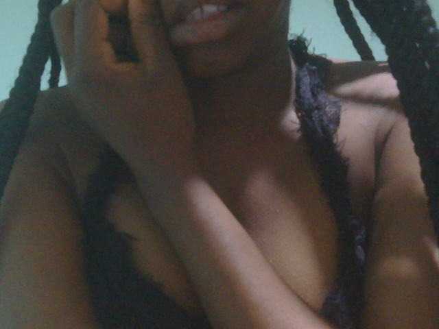 Ebonyflo live cam on BongaCams