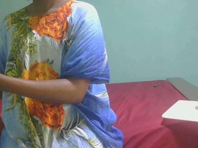 Ebonyflo live cam on BongaCams