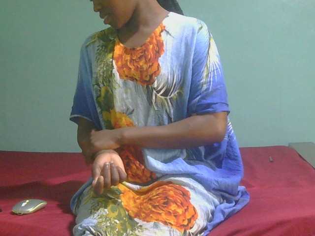 Ebony Flo (Ebonyflo)