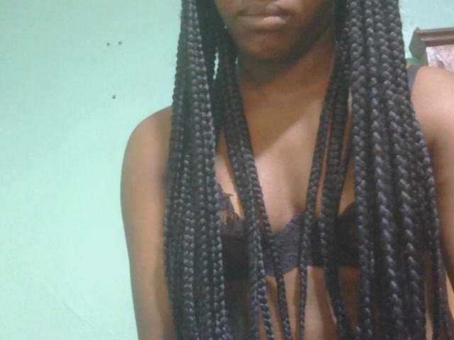 Ebonyflo live cam on BongaCams