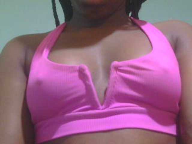 Ebonyflo live cam on BongaCams