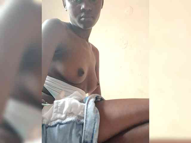 Ebonyflo webcam
