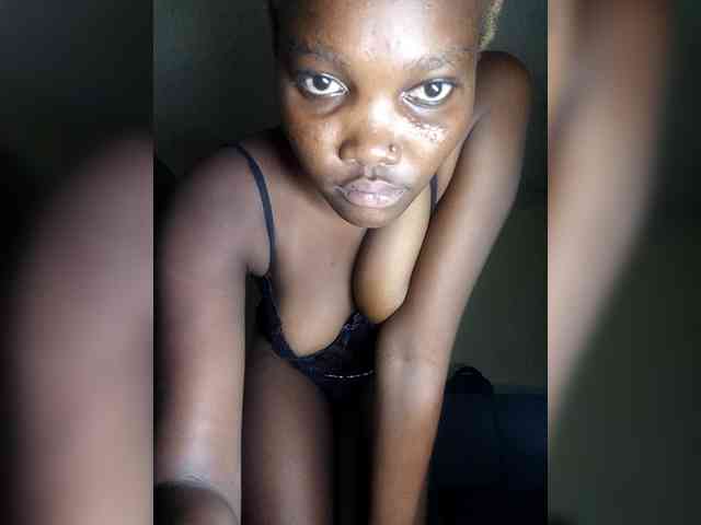 Littlemissbarbie webcam