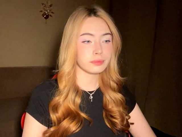 Sex chat gratuit in direct cu LadawnRudack pe BongaCams