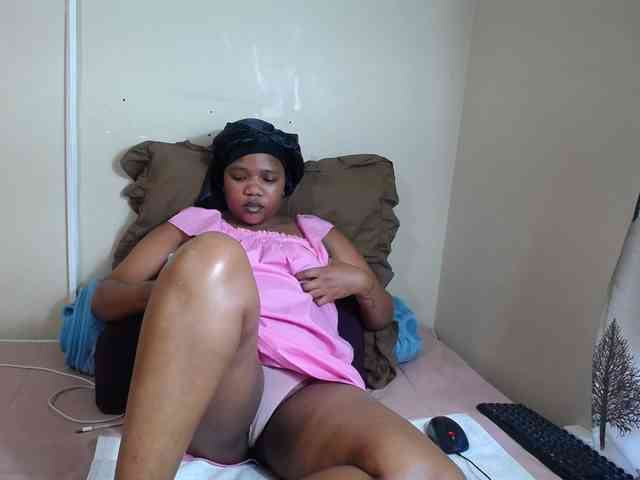 MissNaughty99 webcam
