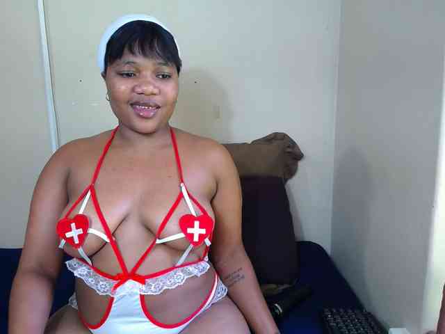 MissNaughty99 webcam