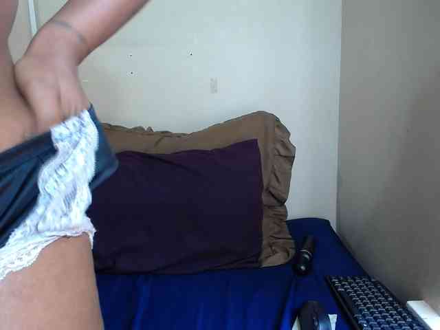 MissNaughty99 webcam