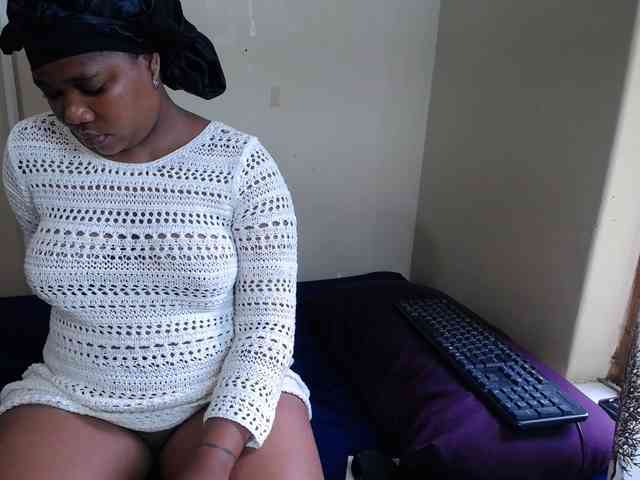 MissNaughty99 webcam