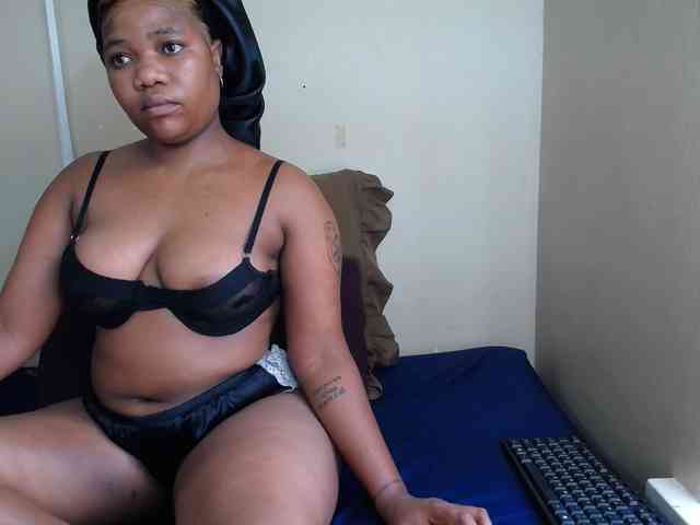 MissNaughty99 webcam