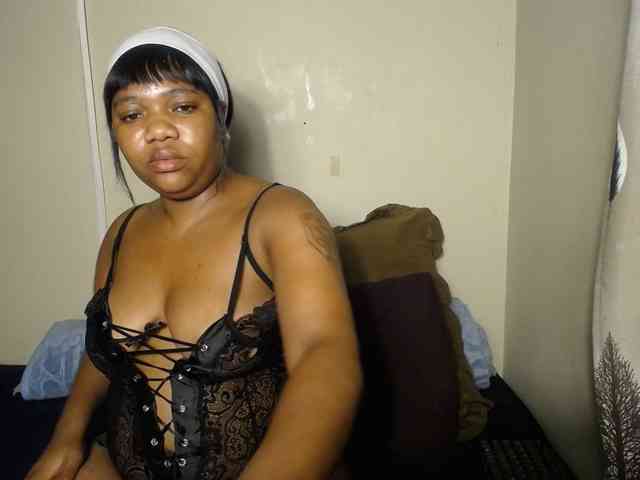 MissNaughty99 webcam