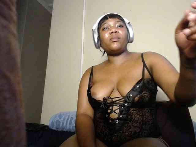MissNaughty99 webcam