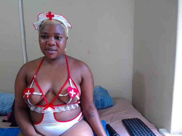 MissNaughty99 webcam