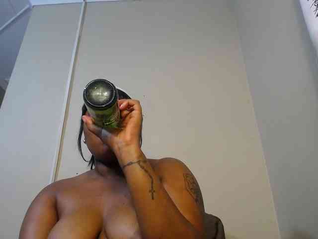 MissNaughty99 webcam