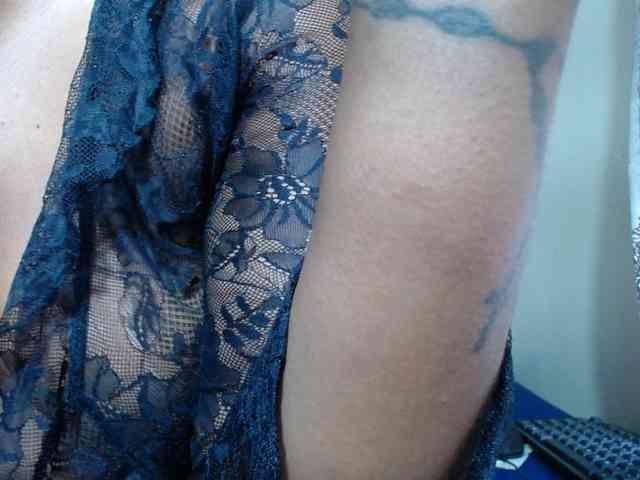 MissNaughty99 webcam