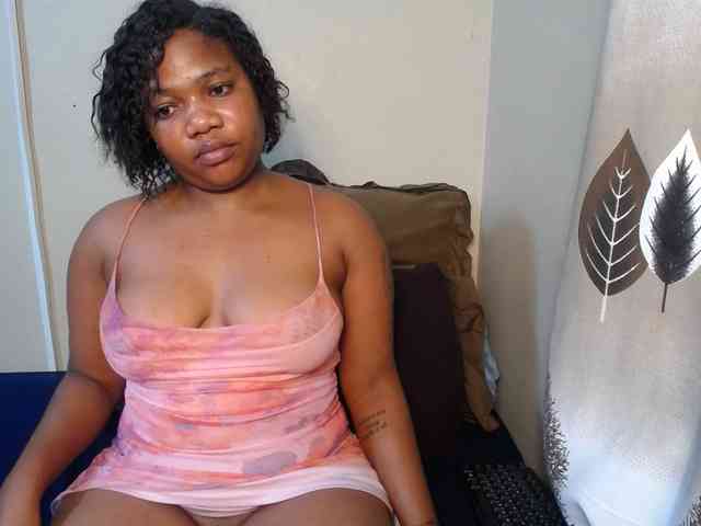 MissNaughty99 webcam