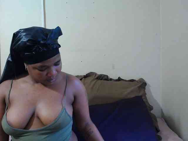 MissNaughty99 webcam