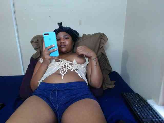 MissNaughty99 webcam