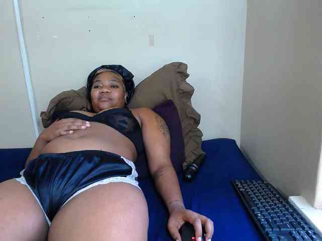 MissNaughty99 webcam